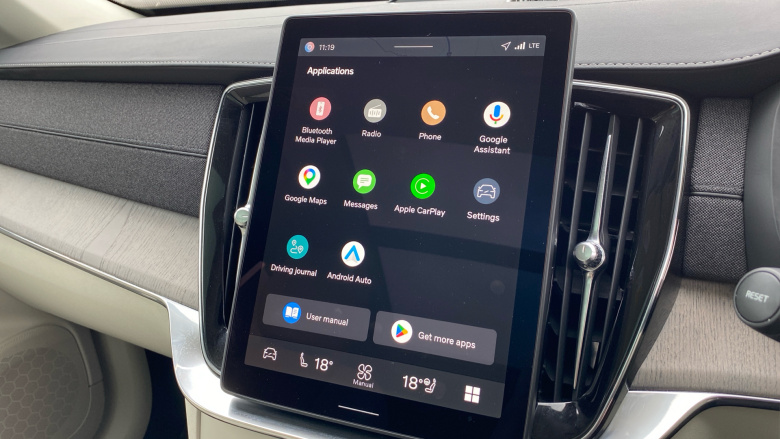 Volvo XC90 2.0 T8 PHEV Ultra Dark 5dr AWD Geartronic Estate